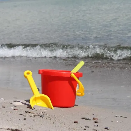 شقة Ostsee Am Schlosspark Ofc Wichmannsdorf